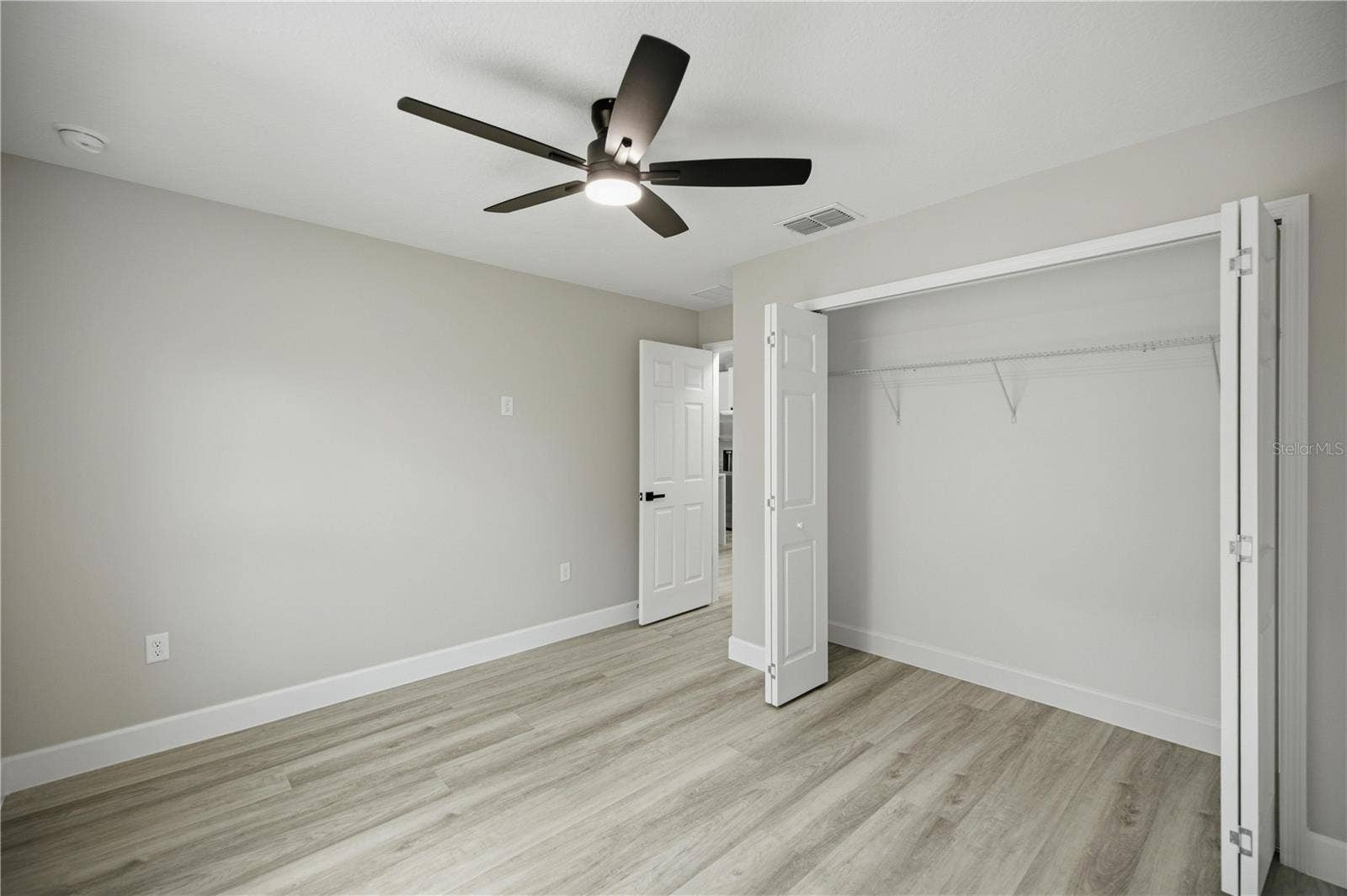 22010 SW BEACH BOULEVARD, Dunnellon, FL 34431