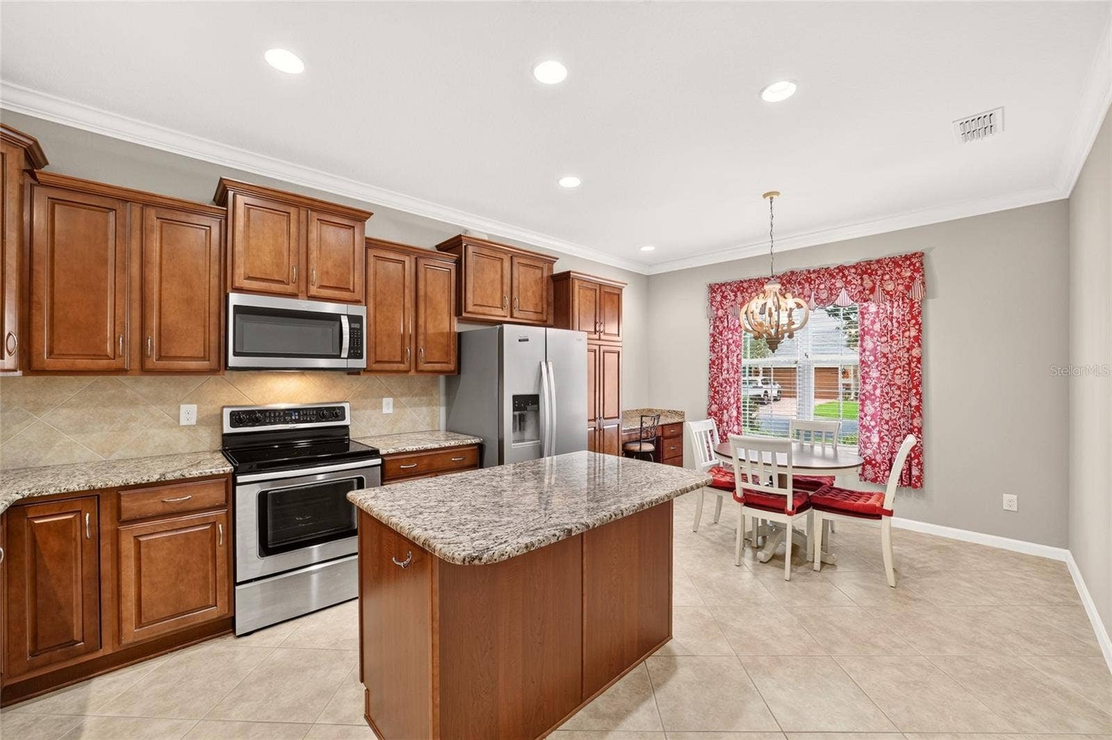 7409 SW 100TH COURT, Ocala, FL 34481 7409 SW 100TH COURT, Ocala, FL 34481
