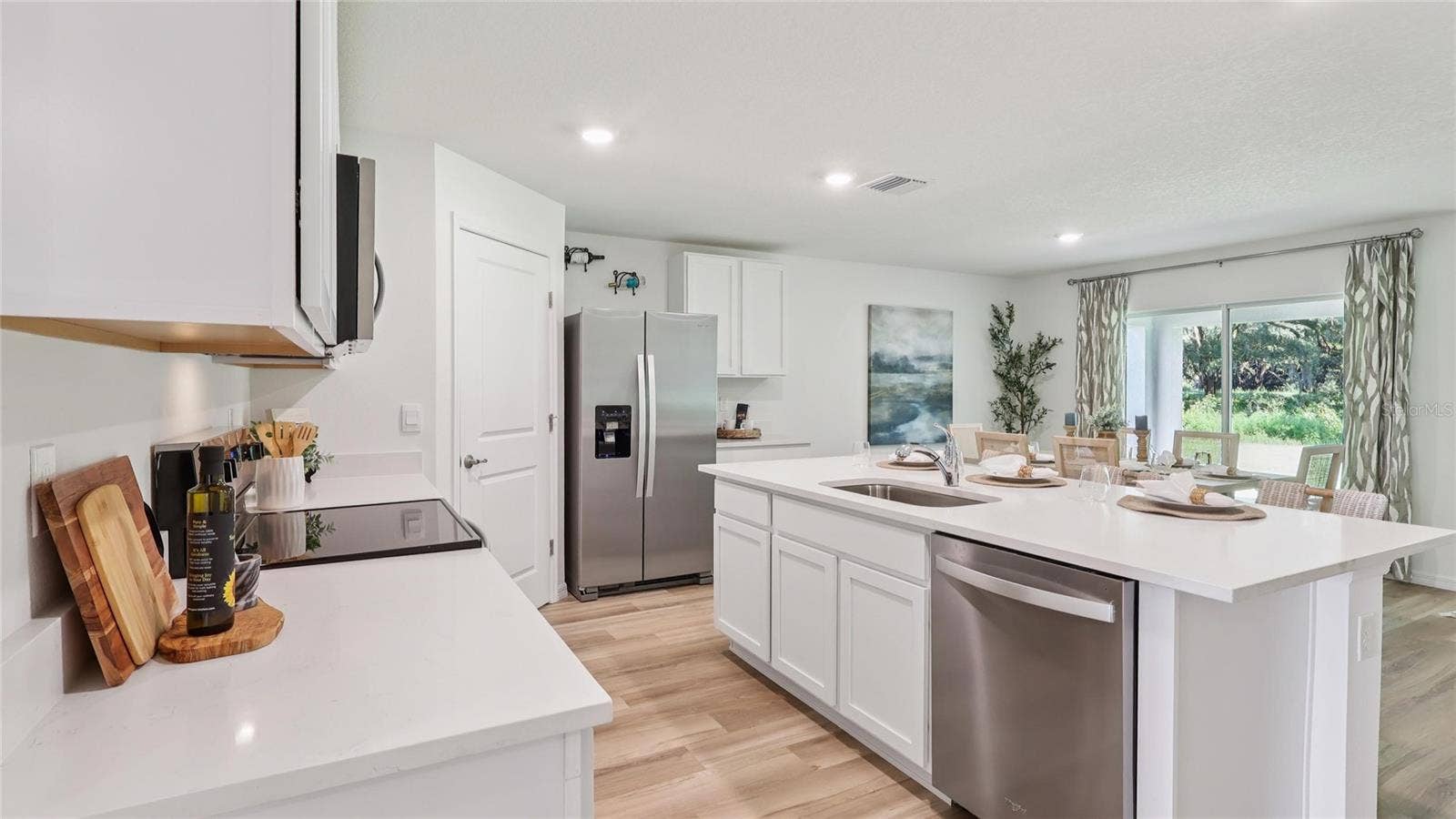 8712 BARRAGAN DRIVE, Wildwood, FL 34785 8712 BARRAGAN DRIVE, Wildwood, FL 34785