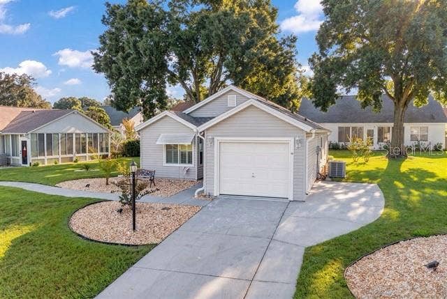 529 ALCAZAR COURT, Lady Lake, FL 32159