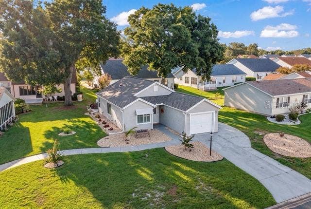 529 ALCAZAR COURT, Lady Lake, FL 32159