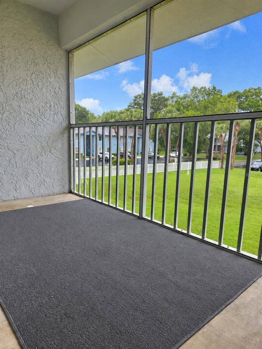 580 FAIRWAYS LANE, #G204, Ocala, FL 34472 Screened Porch