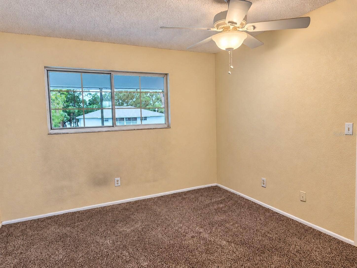 580 FAIRWAYS LANE, #G204, Ocala, FL 34472 Primary Bedroom
