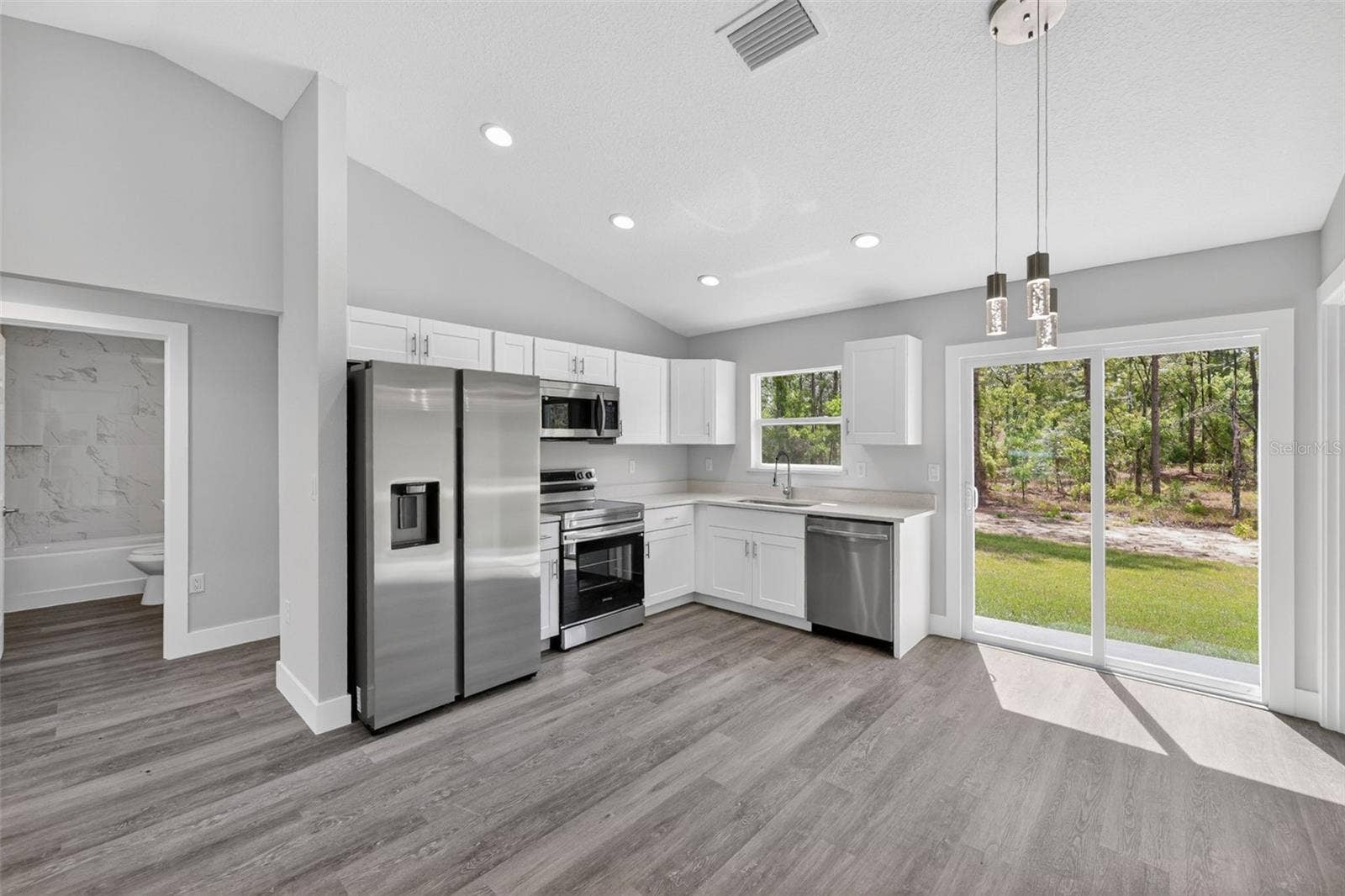 4044 SW 158TH COURT, Ocala, FL 34481 4044 SW 158TH COURT, Ocala, FL 34481