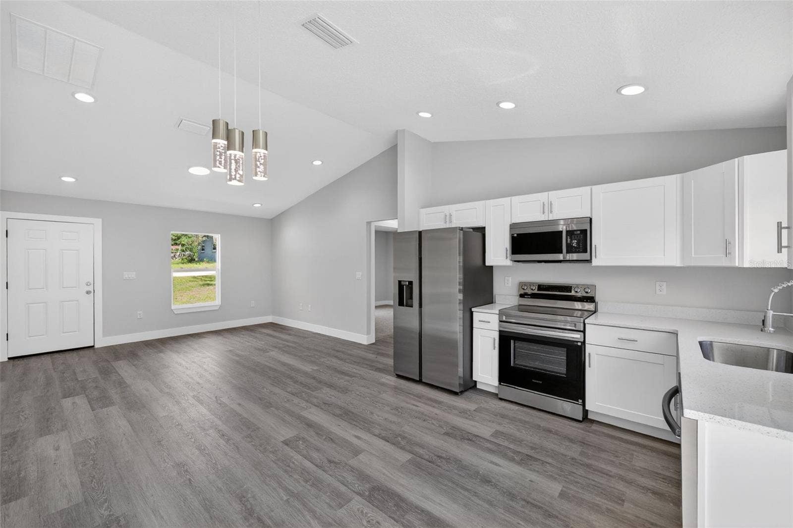 4044 SW 158TH COURT, Ocala, FL 34481 4044 SW 158TH COURT, Ocala, FL 34481