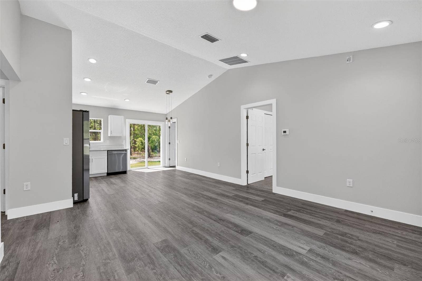 1069 SW SANDS POINT AVENUE, Dunnellon, FL 34431