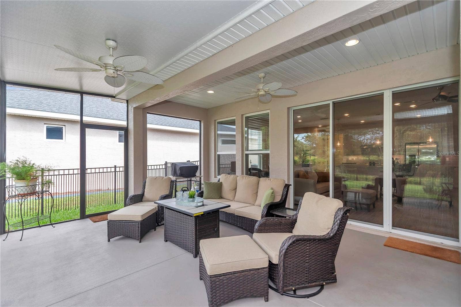 Extended and fully covered and screened lanai.