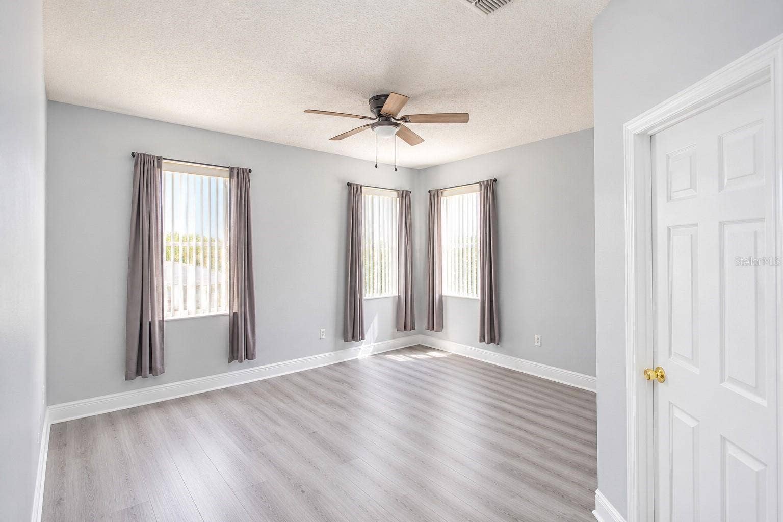 1523 BLUE HORIZON DRIVE, Clermont, FL 34714