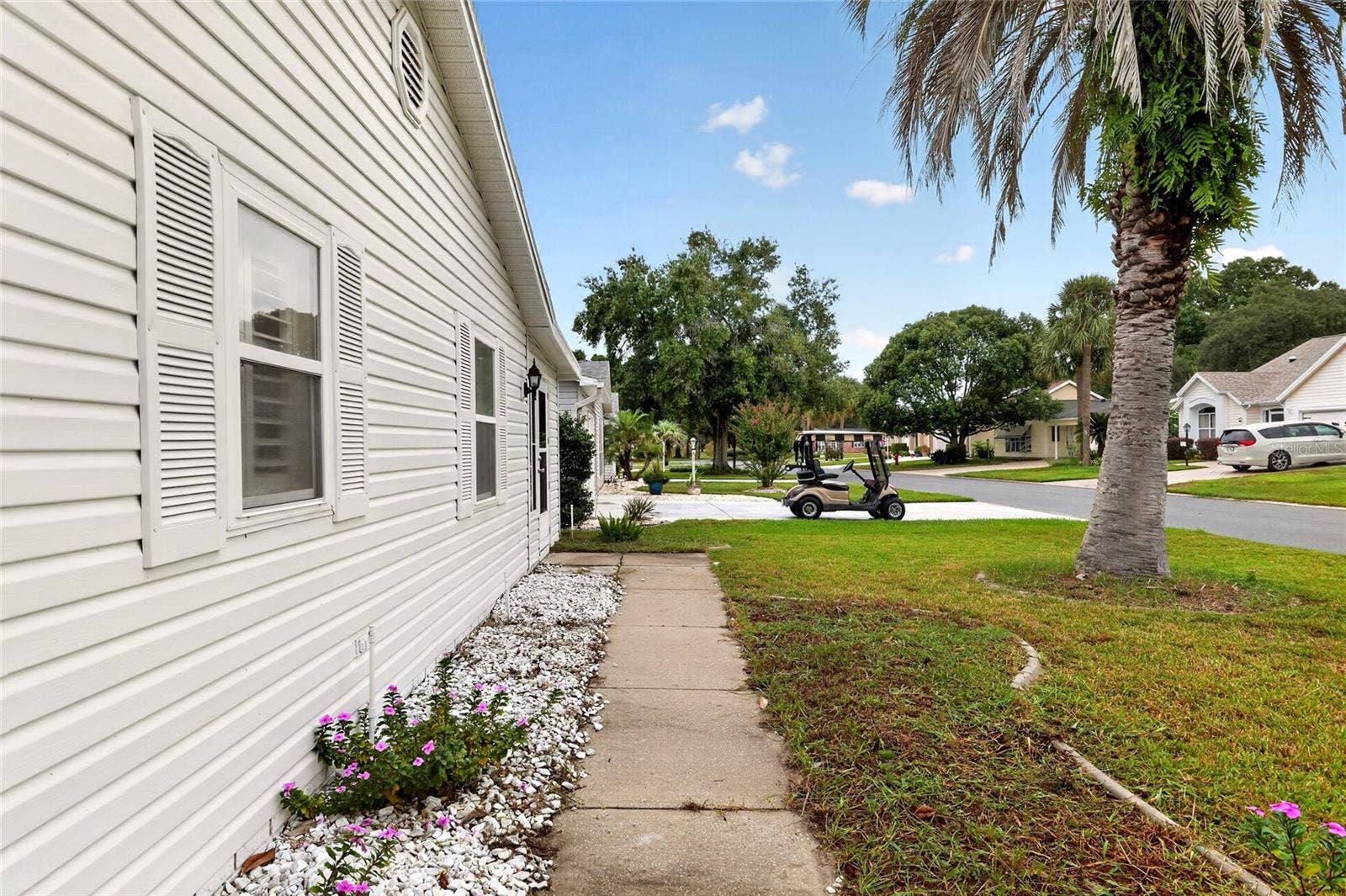 Side Walkway