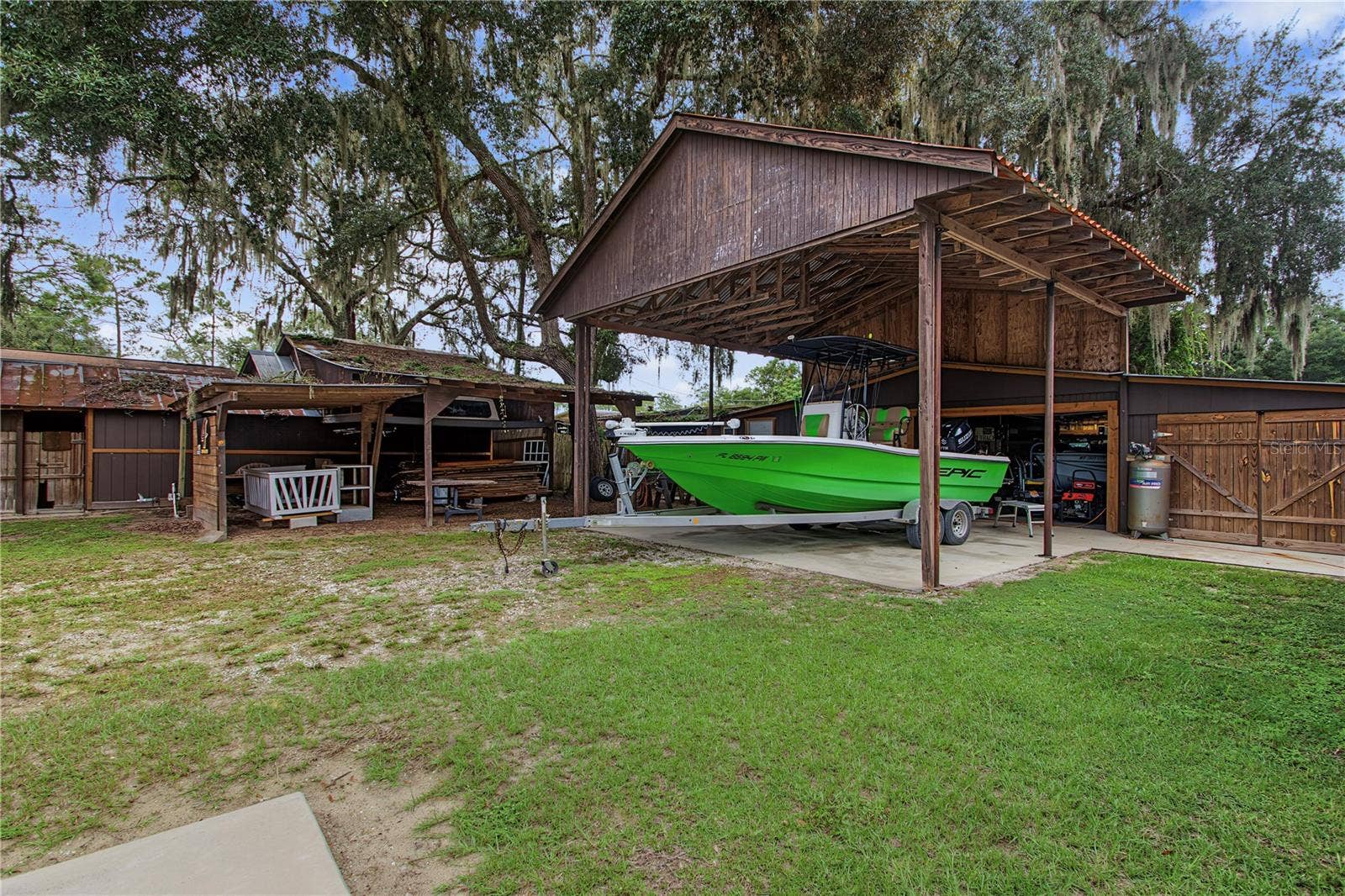 24970 NE 130TH LANE, Salt Springs, FL 32134