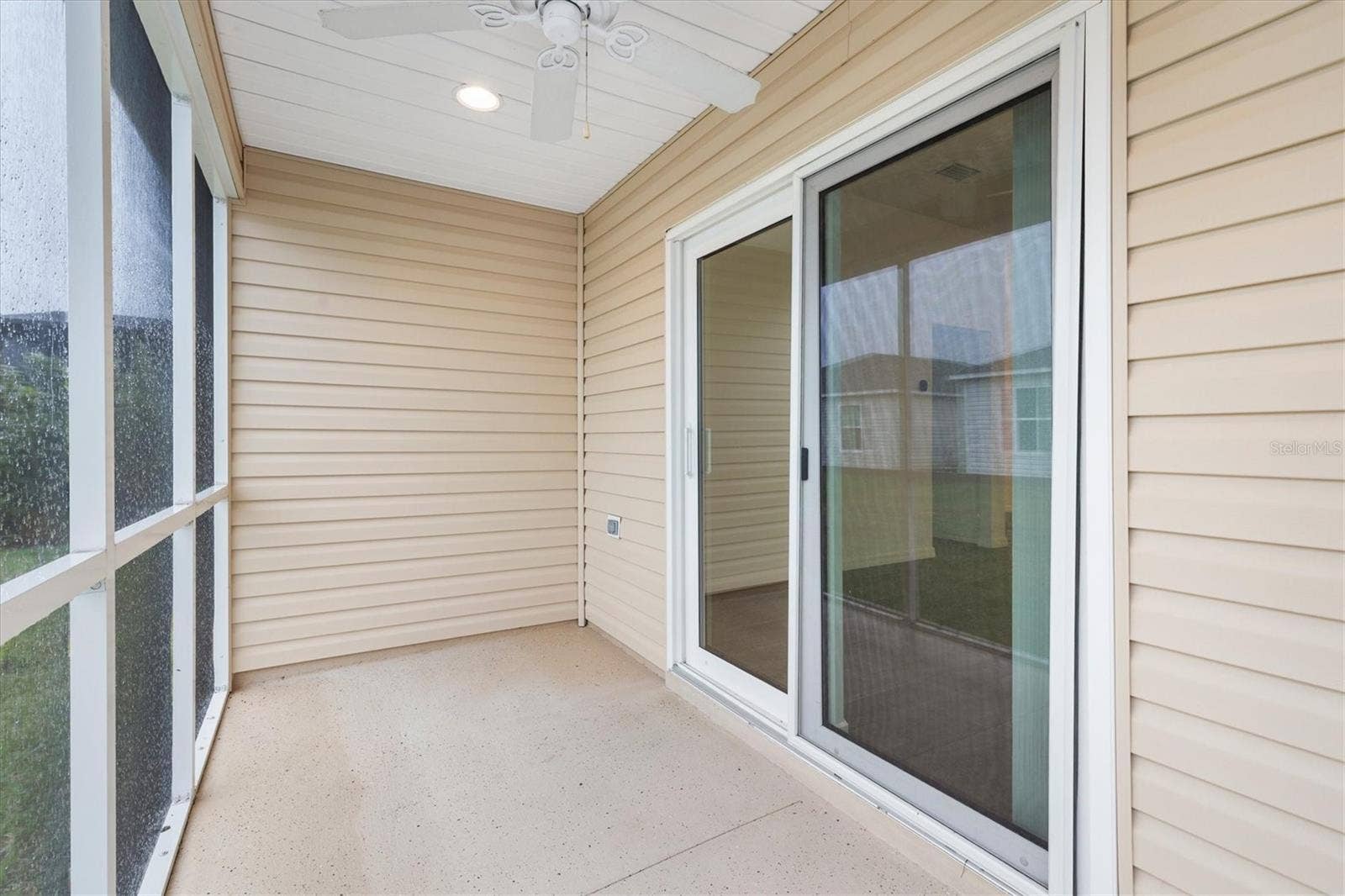 6225 DINGMAN WAY, The Villages, FL 32163 6225 DINGMAN WAY, The Villages, FL 32163