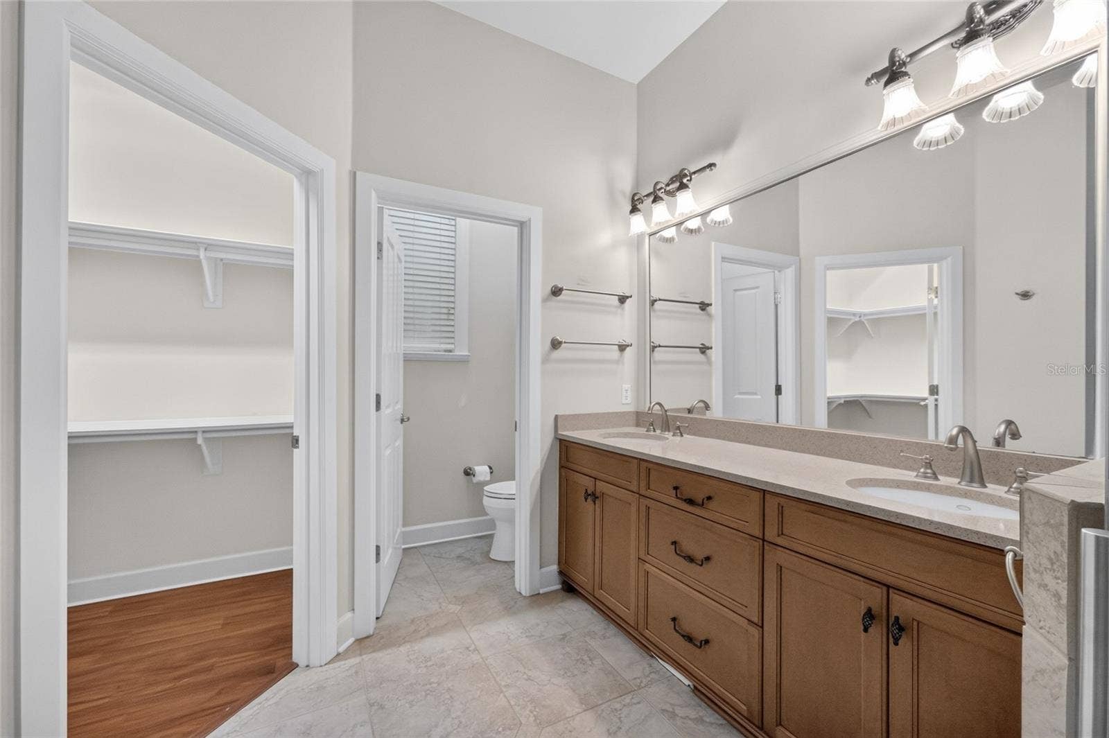9255 SW 29TH AVENUE, Gainesville, FL 32608 9255 SW 29TH AVENUE, Gainesville, FL 32608