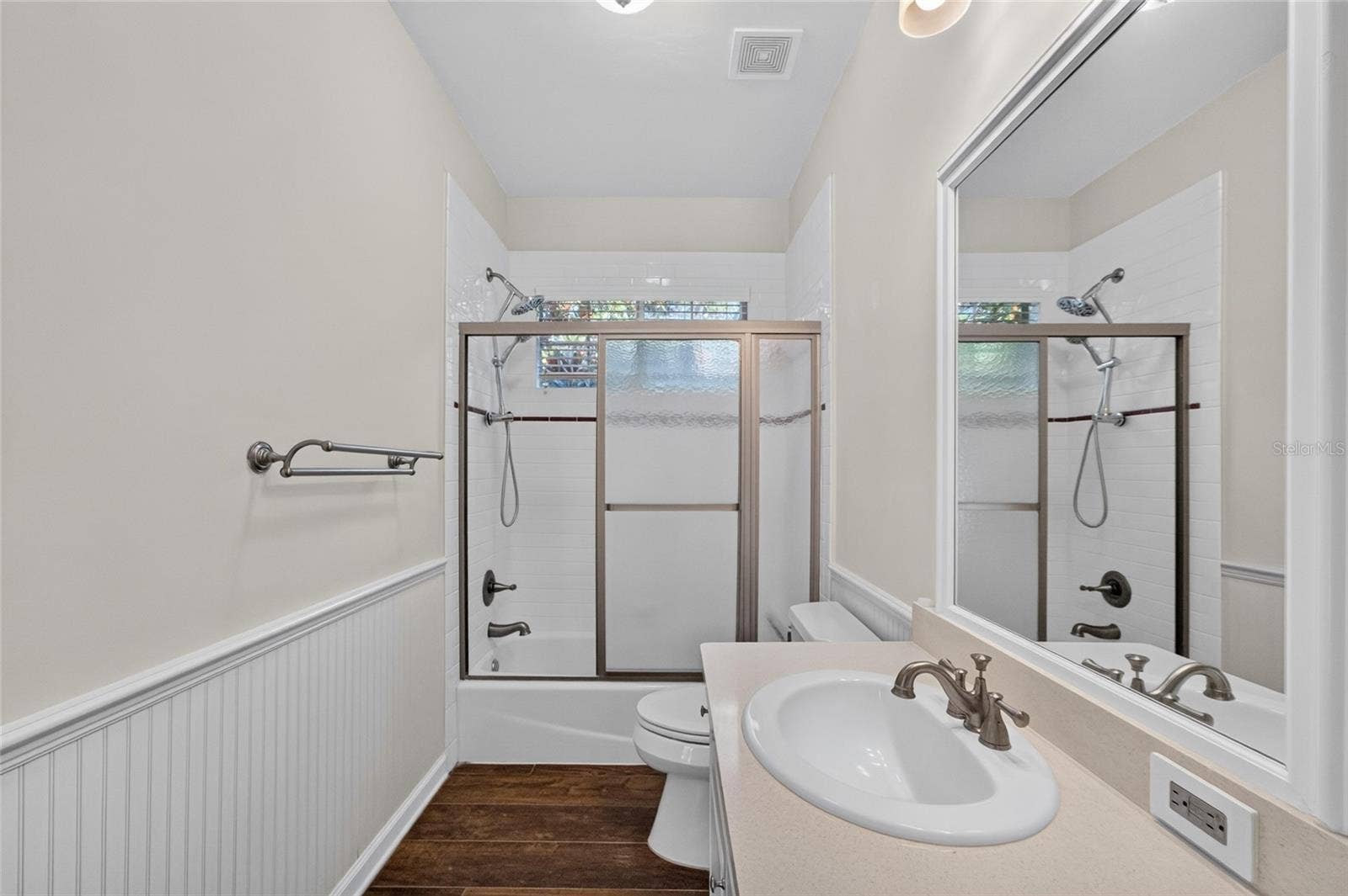 9255 SW 29TH AVENUE, Gainesville, FL 32608 9255 SW 29TH AVENUE, Gainesville, FL 32608