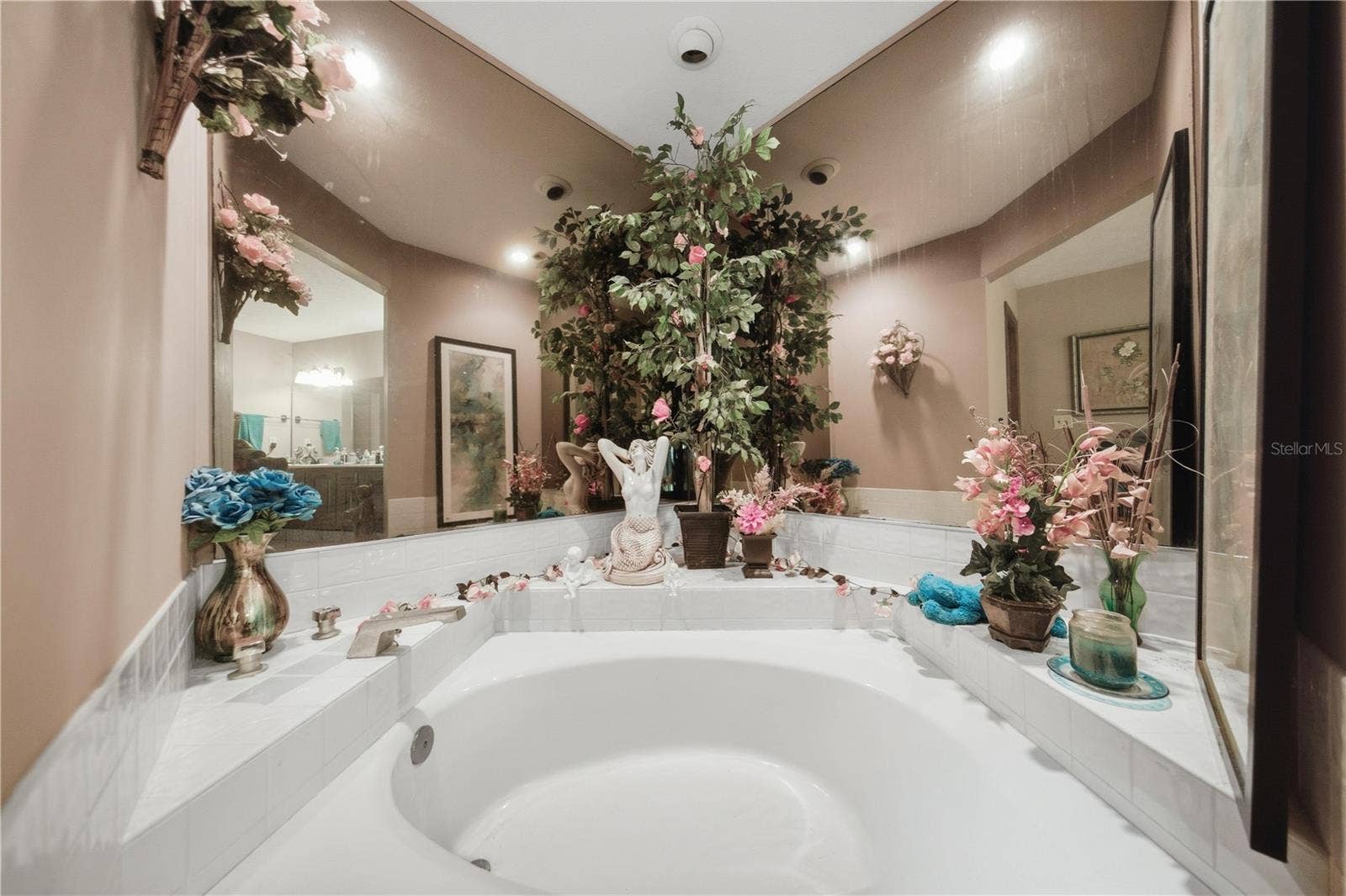 701 SE 123RD STREET ROAD, Ocala, FL 34480 701 SE 123RD STREET ROAD, Ocala, FL 34480