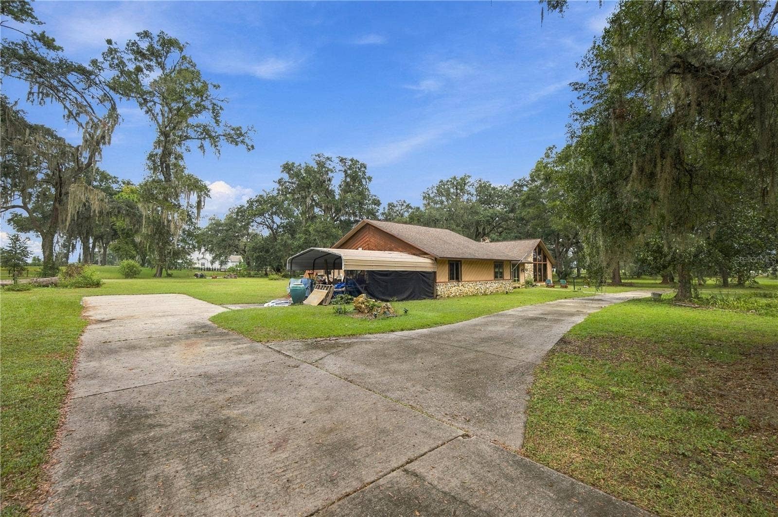 701 SE 123RD STREET ROAD, Ocala, FL 34480 701 SE 123RD STREET ROAD, Ocala, FL 34480
