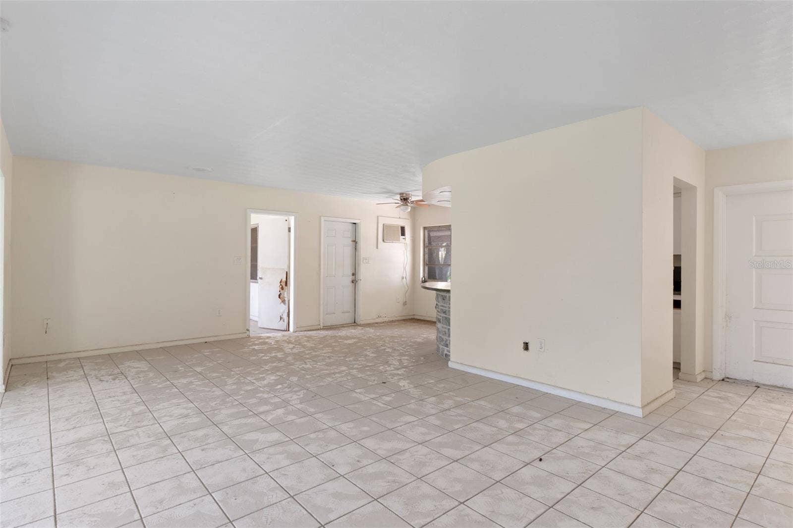 149 & 151 SE PARADISE POINT ROAD, Crystal River, FL 34429 149 & 151 SE PARADISE POINT ROAD, Crystal River, FL 34429