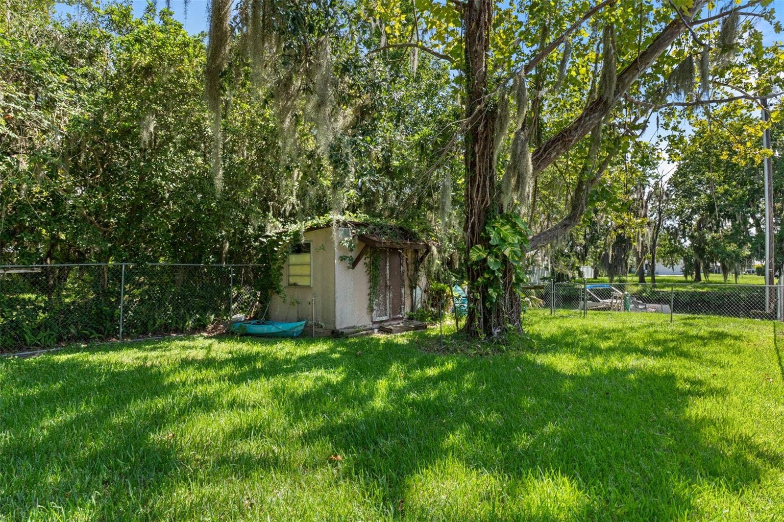 149 & 151 SE PARADISE POINT ROAD, Crystal River, FL 34429 149 & 151 SE PARADISE POINT ROAD, Crystal River, FL 34429