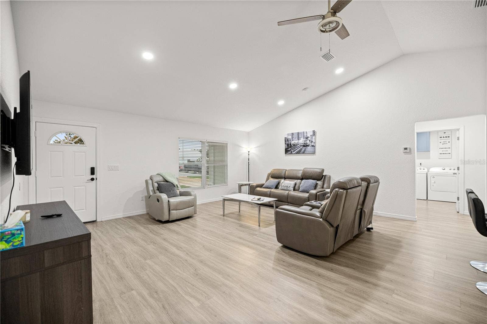 5376 NW 1ST STREET, Ocala, FL 34482 5376 NW 1ST STREET, Ocala, FL 34482