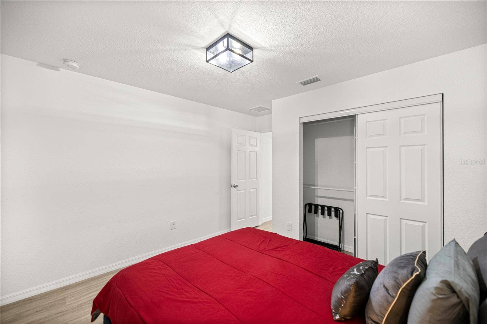 5376 NW 1ST STREET, Ocala, FL 34482 5376 NW 1ST STREET, Ocala, FL 34482