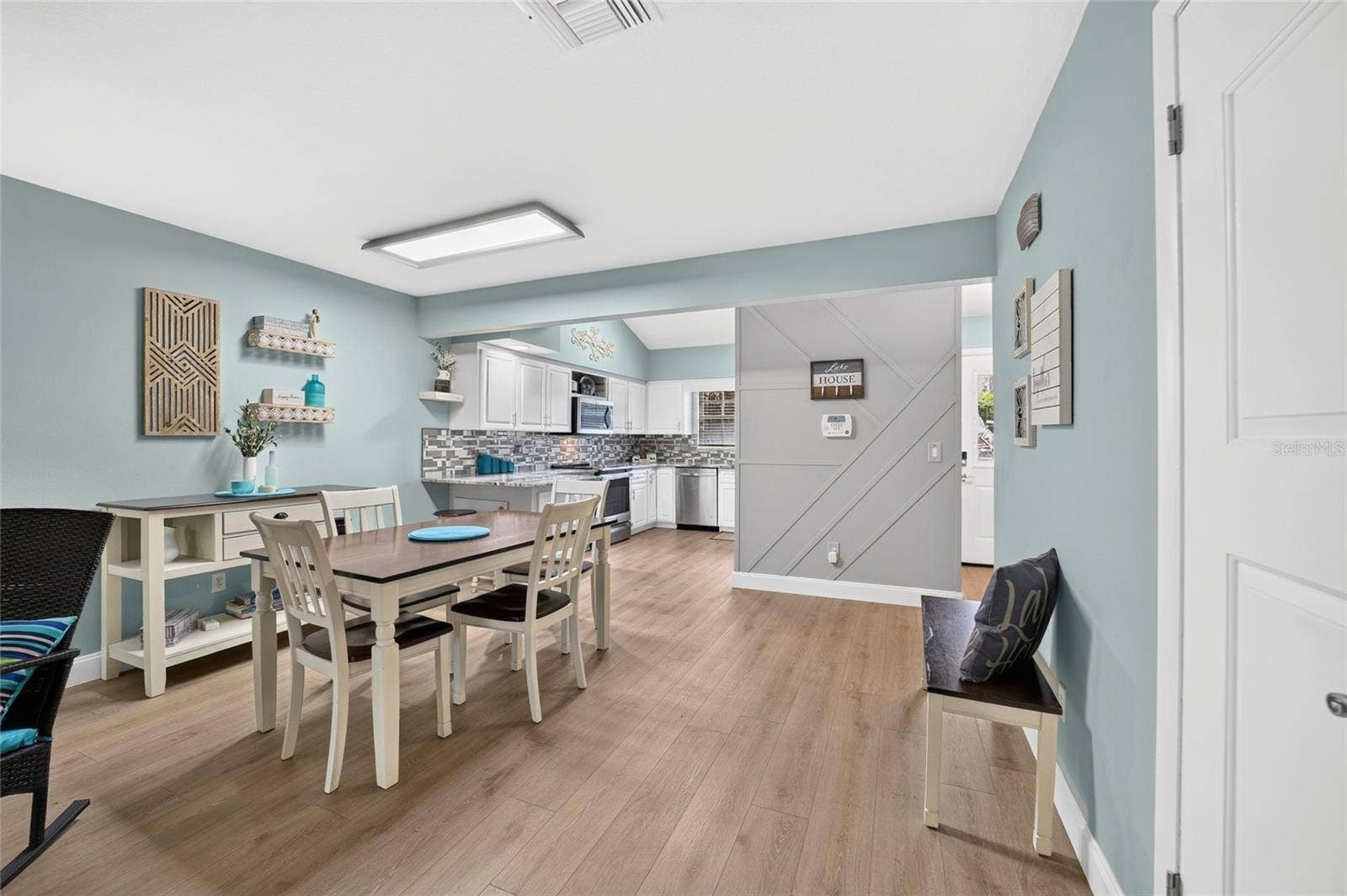 11001 SE SUNSET HARBOR ROAD, #E36, Summerfield, FL 34491