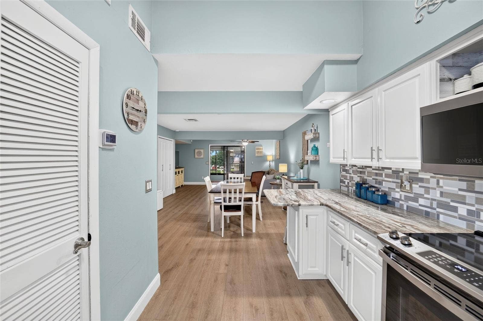 11001 SE SUNSET HARBOR ROAD, #E36, Summerfield, FL 34491