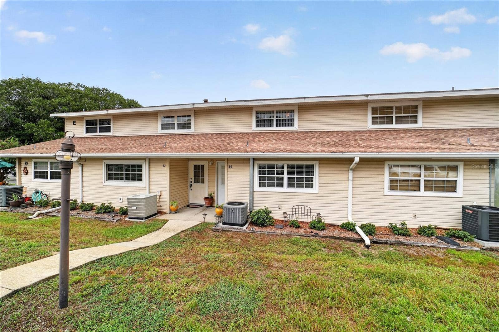 11001 SE SUNSET HARBOR ROAD, #E36, Summerfield, FL 34491