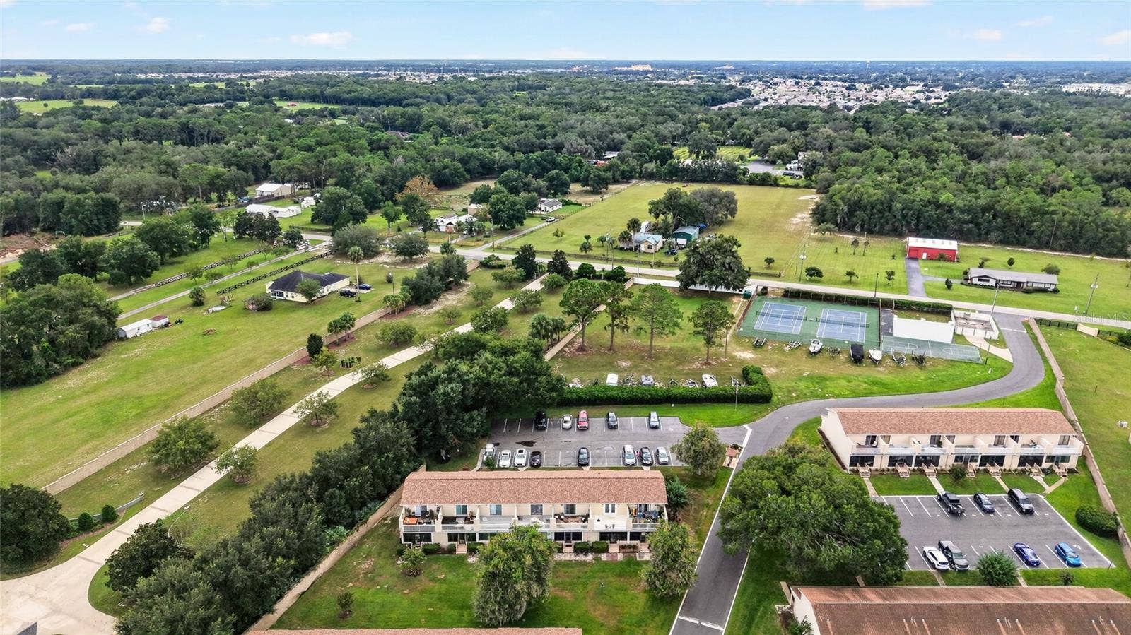 11001 SE SUNSET HARBOR ROAD, #E36, Summerfield, FL 34491