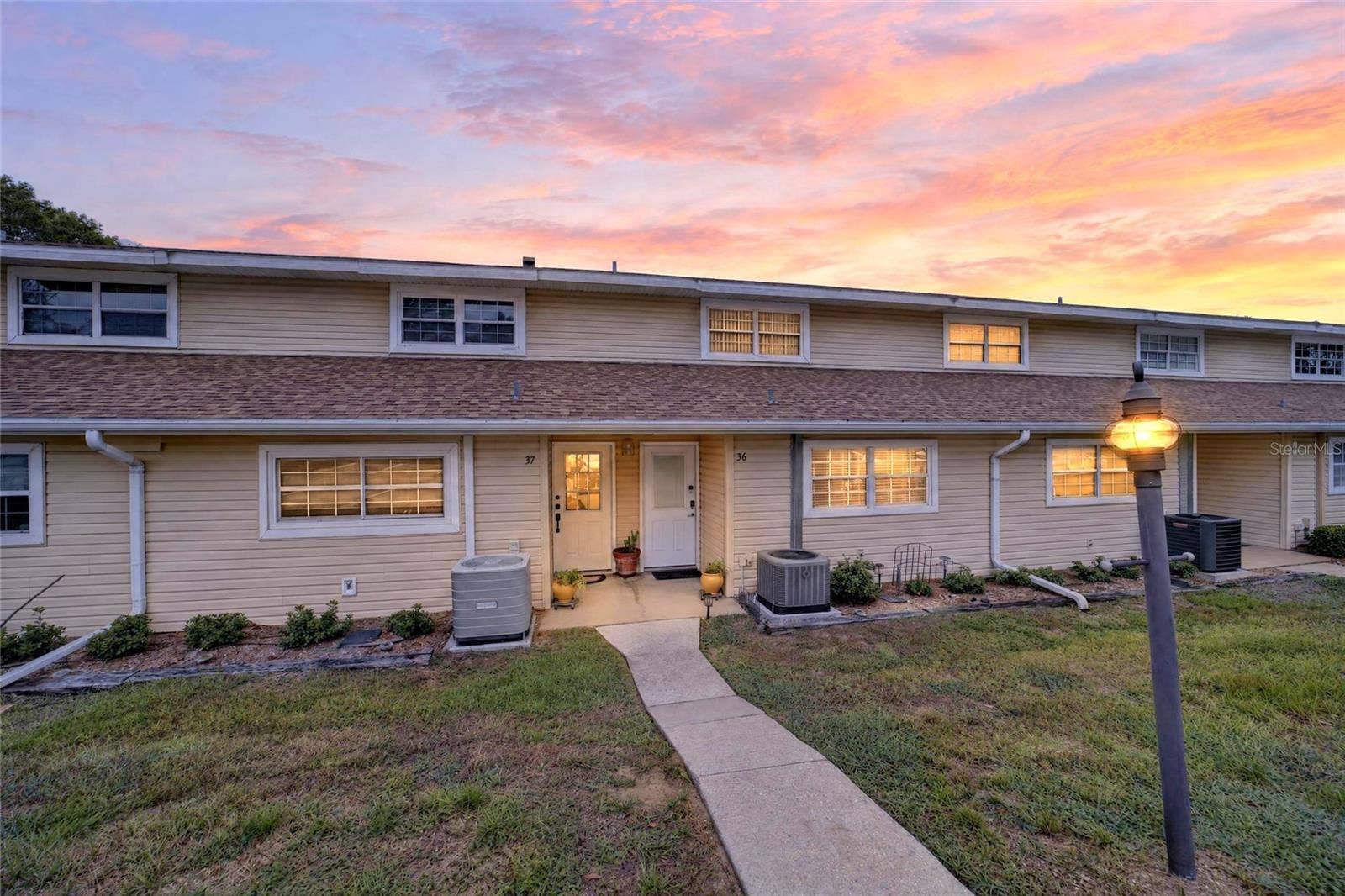 11001 SE SUNSET HARBOR ROAD, #E36, Summerfield, FL 34491