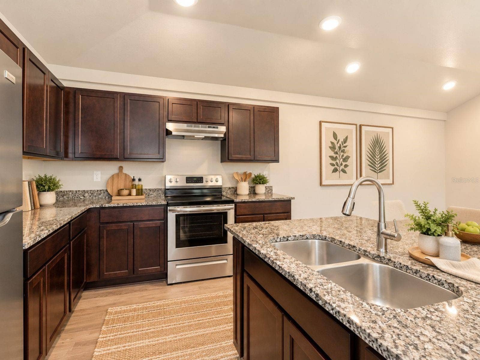 374 URBANA STREET, Lehigh Acres, FL 33972