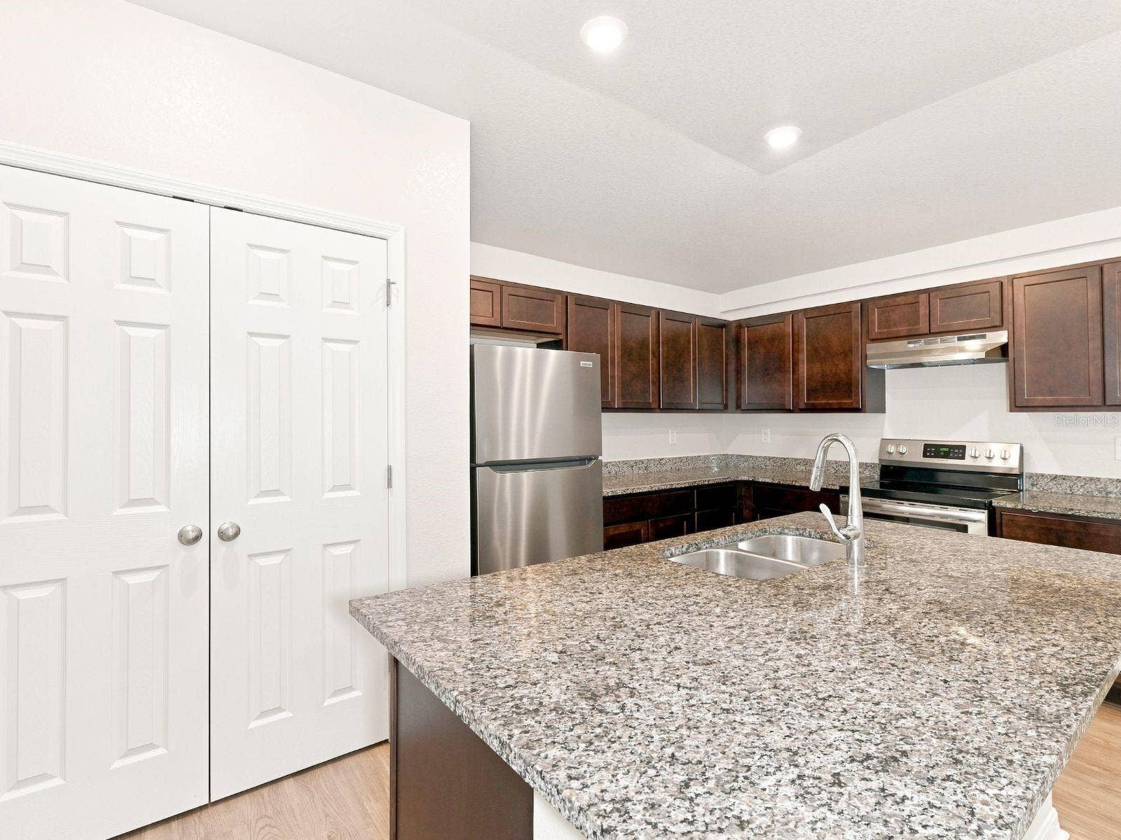 374 URBANA STREET, Lehigh Acres, FL 33972