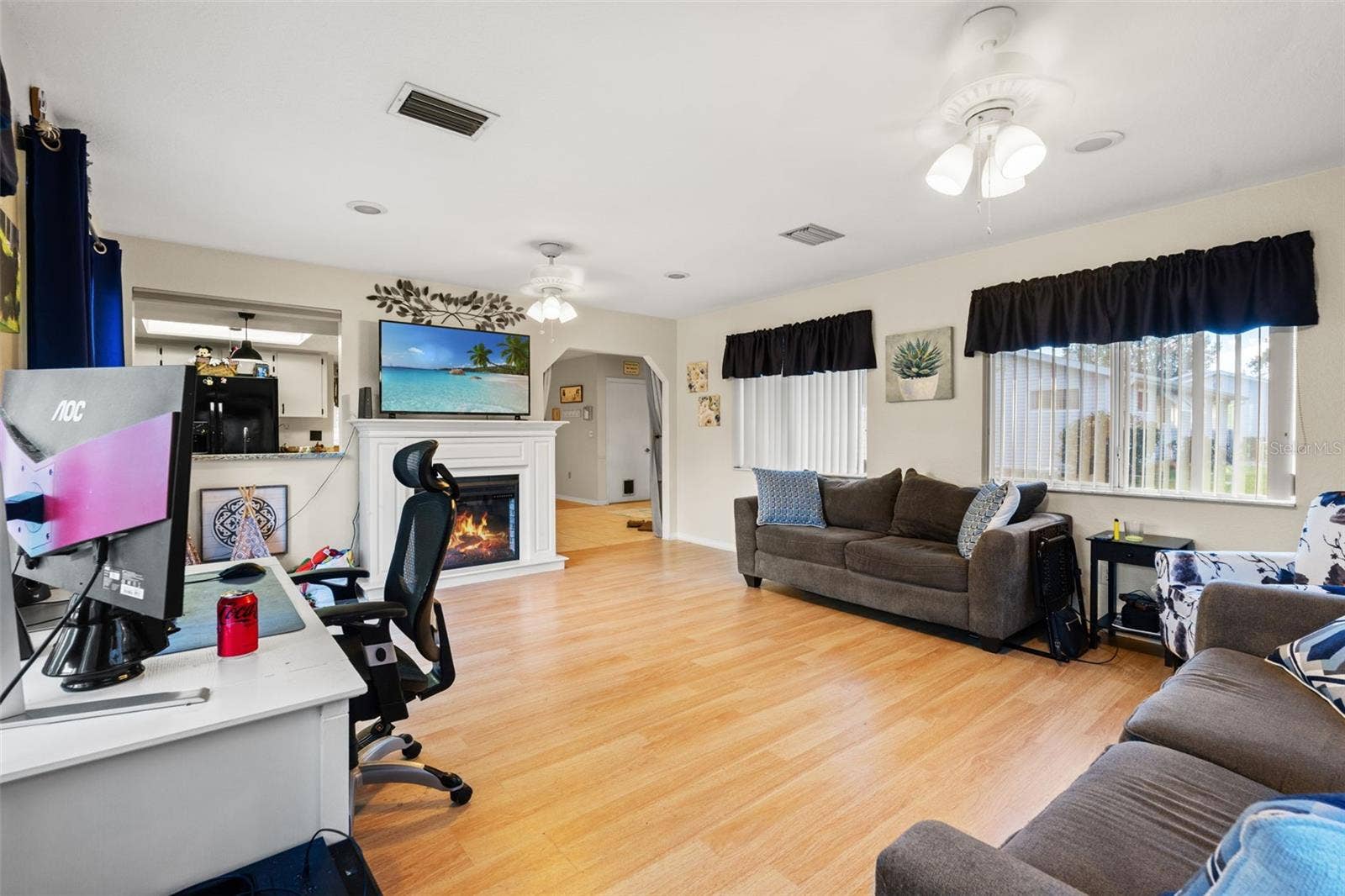 11530 SW 84TH AVENUE ROAD, Ocala, FL 34481 Family Room