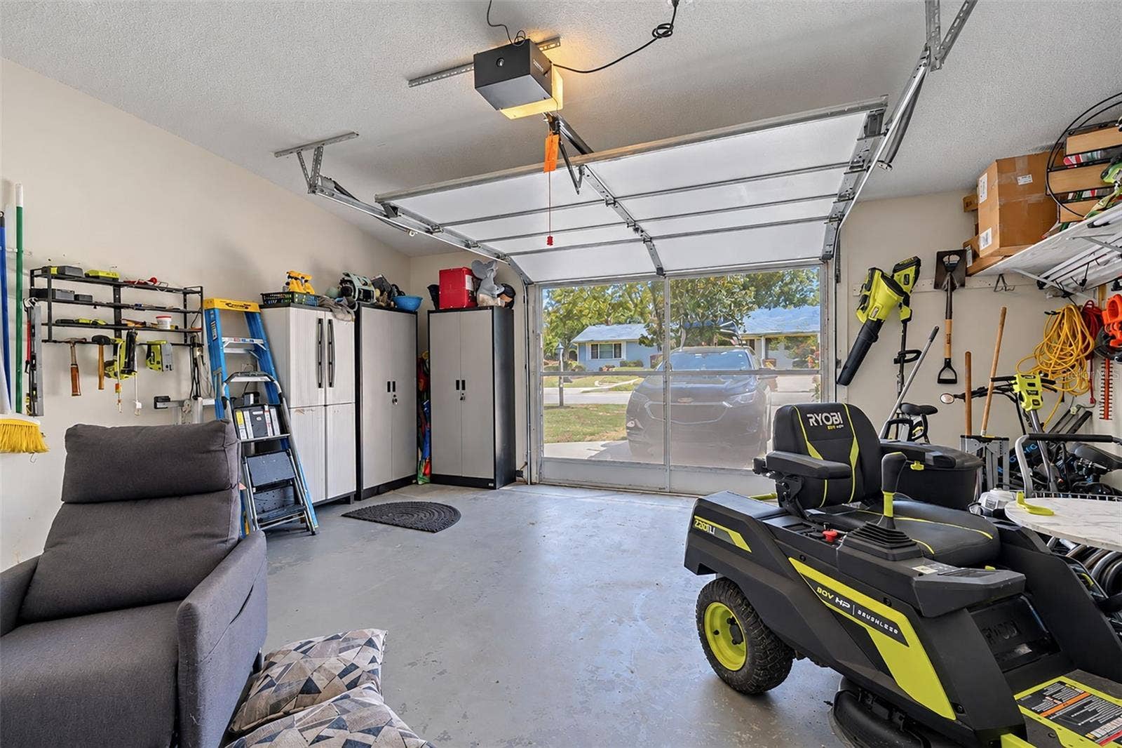 11530 SW 84TH AVENUE ROAD, Ocala, FL 34481 Garage