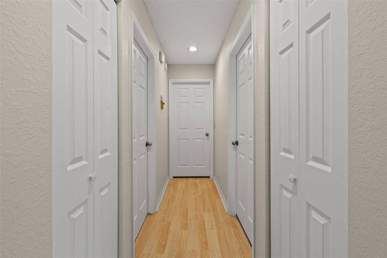 11530 SW 84TH AVENUE ROAD, Ocala, FL 34481 Hallway