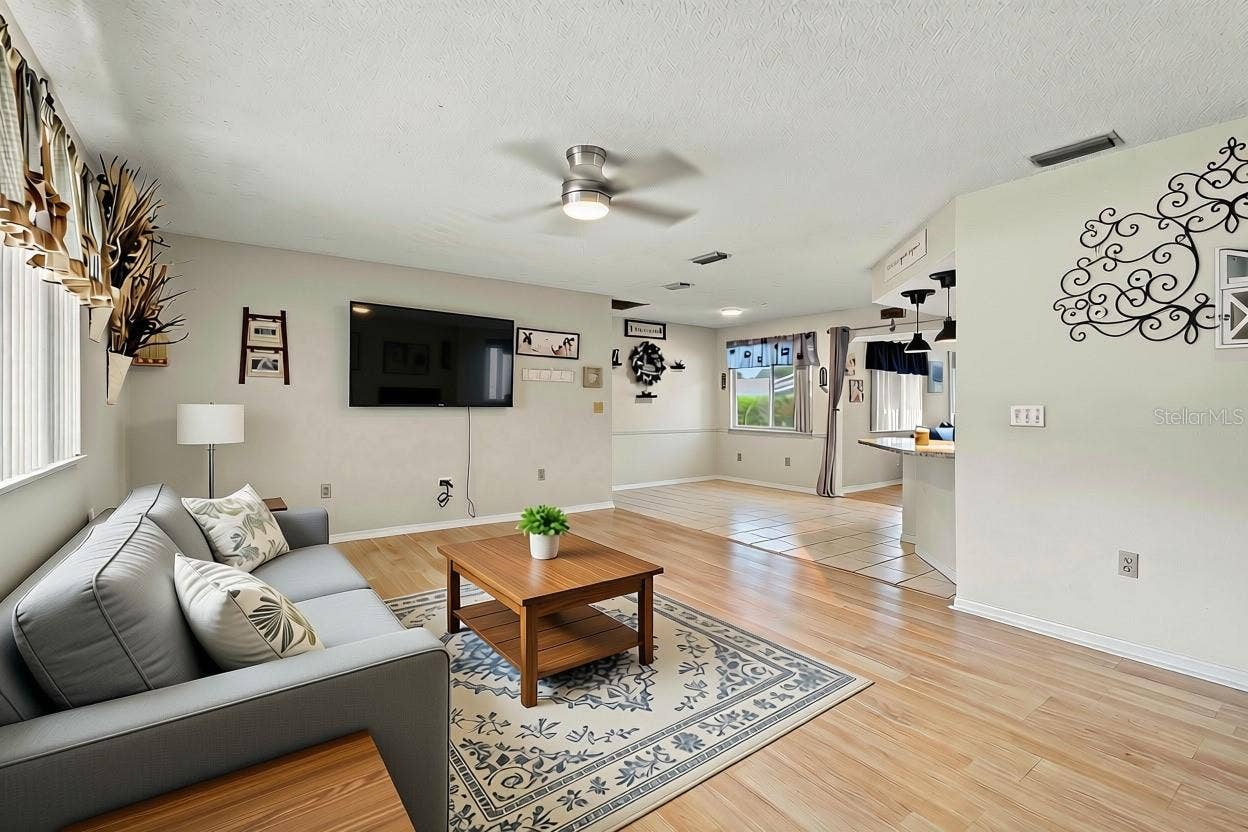 11530 SW 84TH AVENUE ROAD, Ocala, FL 34481 Virtualy Staged Living Room
