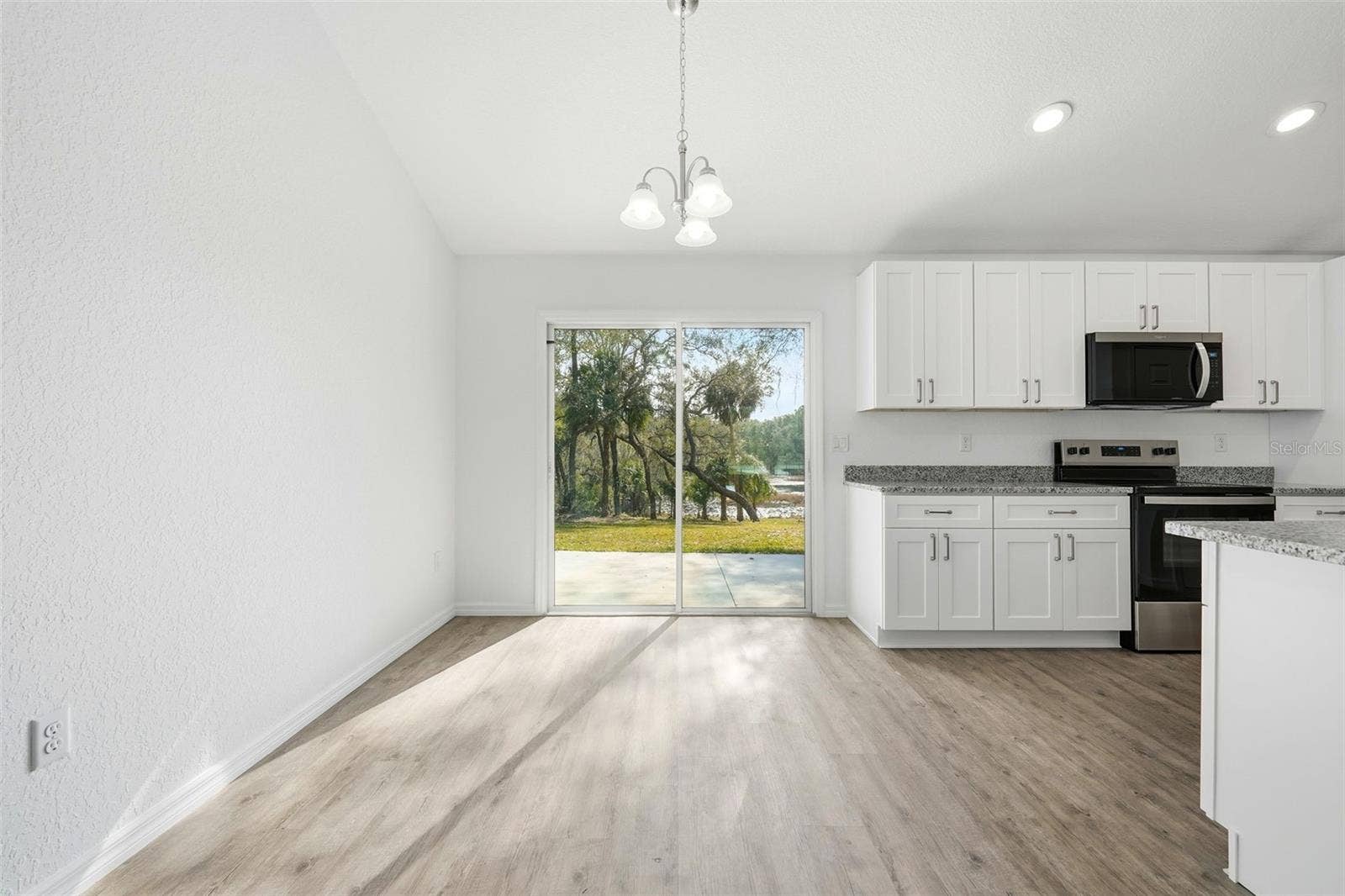16450 SE 57TH PLACE, Ocklawaha, FL 32179