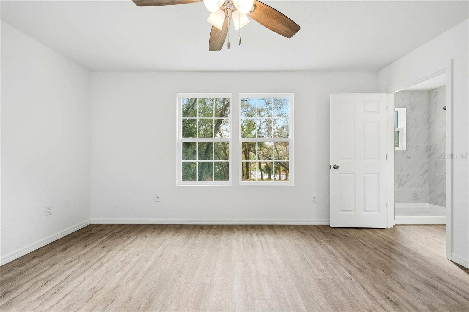 16450 SE 57TH PLACE, Ocklawaha, FL 32179