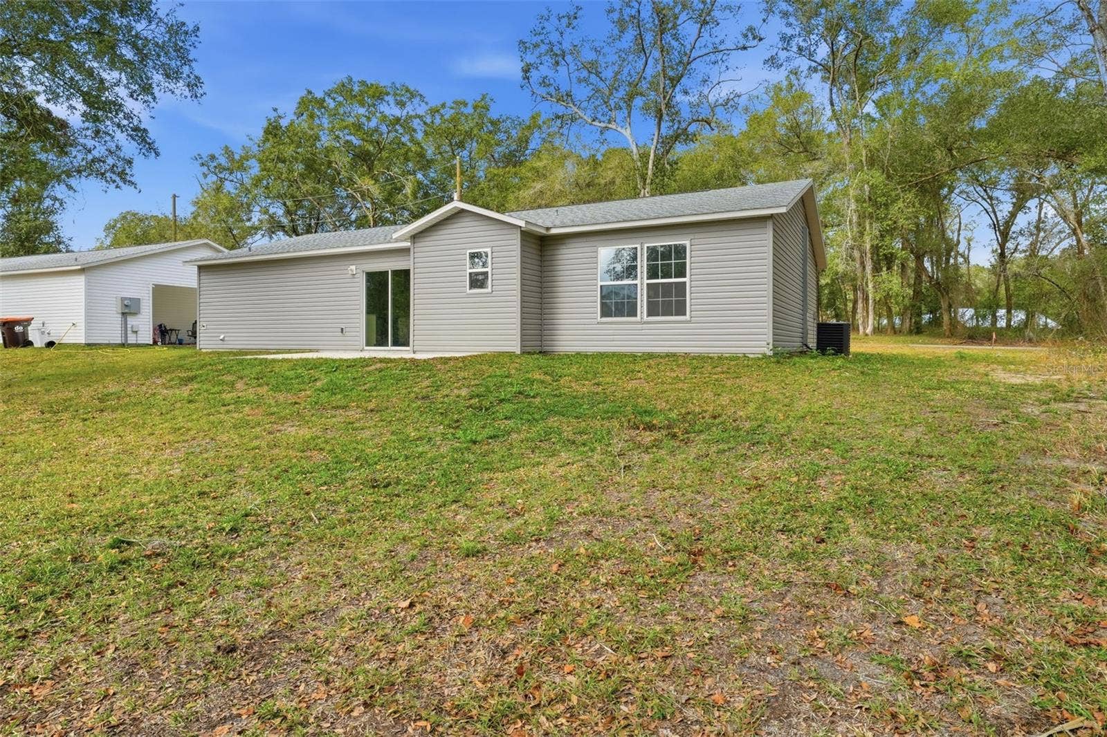 16450 SE 57TH PLACE, Ocklawaha, FL 32179