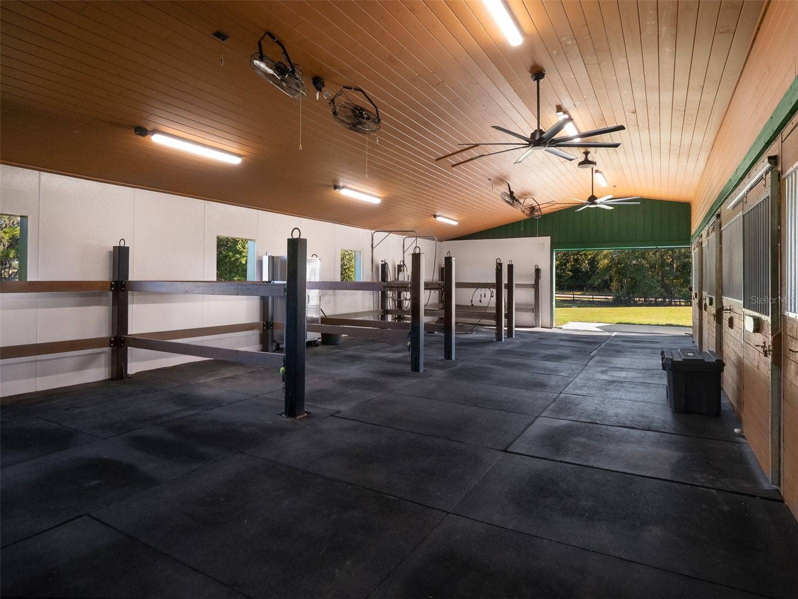 8070 W HIGHWAY 326, Ocala, FL 34482