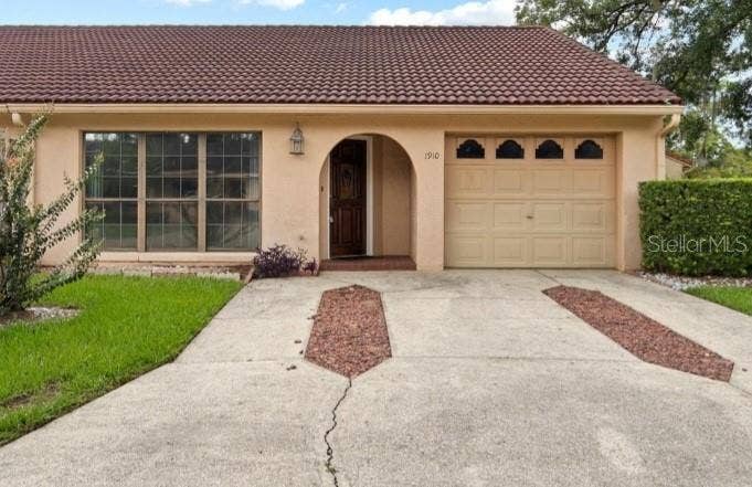1910 SW 34TH COURT, Ocala, FL 34474 1910 SW 34TH COURT, Ocala, FL 34474