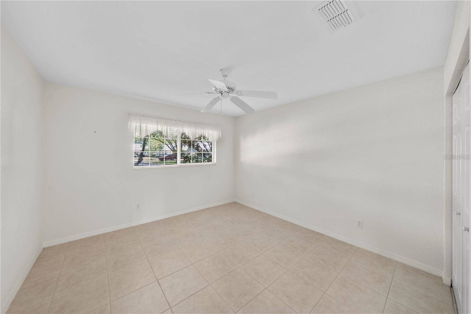 9617 SW 92ND COURT, Ocala, FL 34481