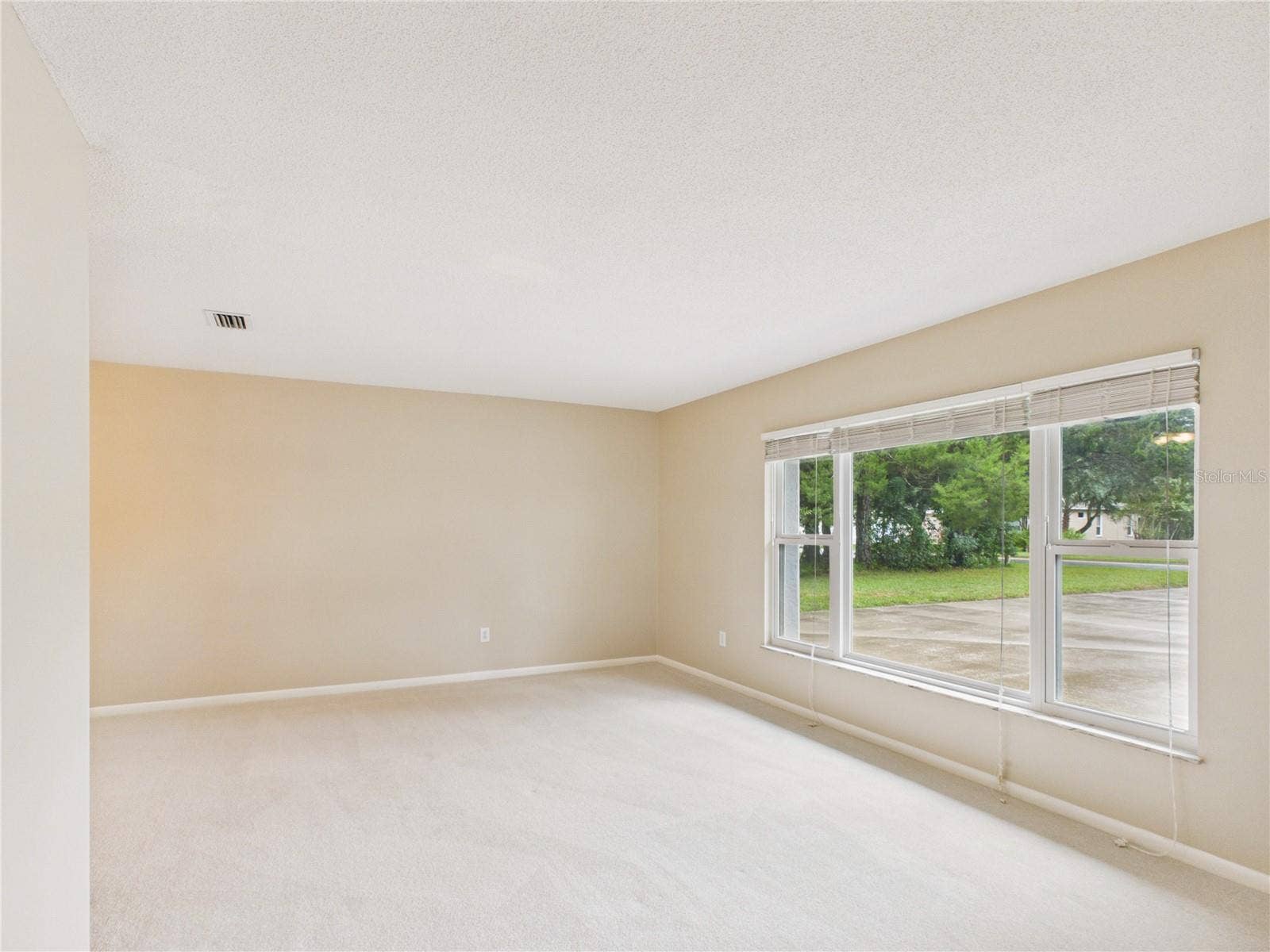 141 DOUGLAS STREET N, Homosassa, FL 34446