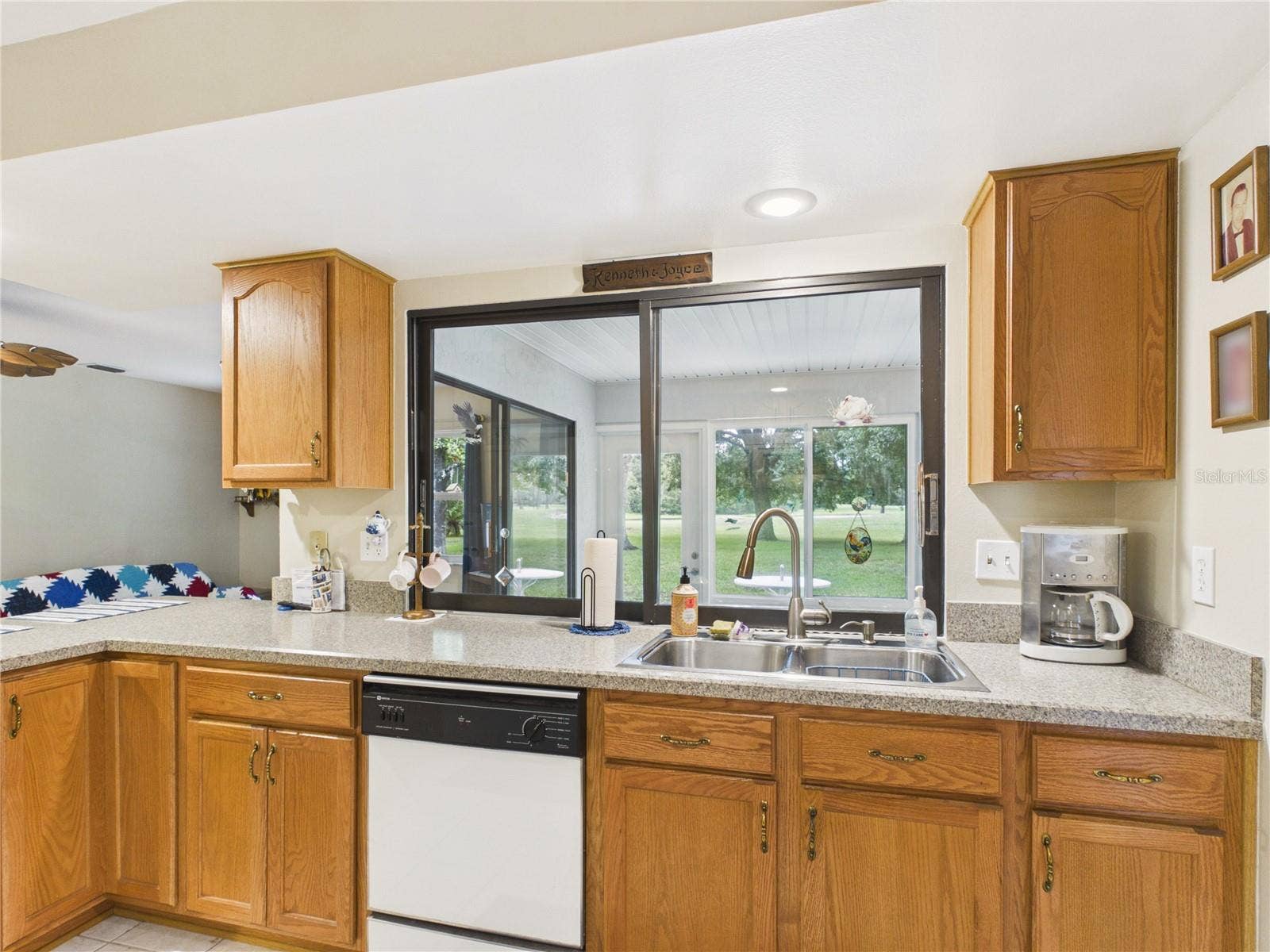 141 DOUGLAS STREET N, Homosassa, FL 34446