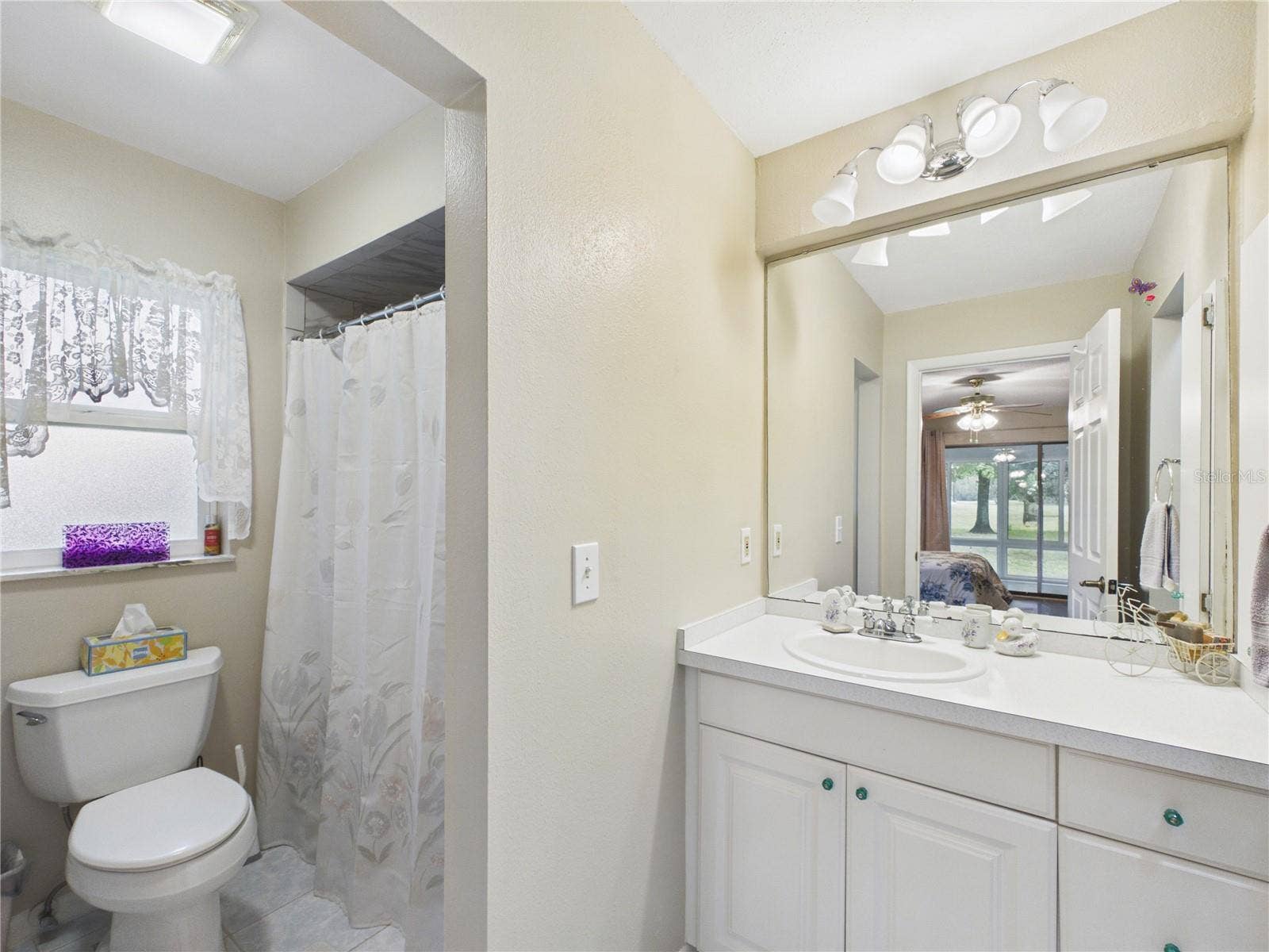 master bath room