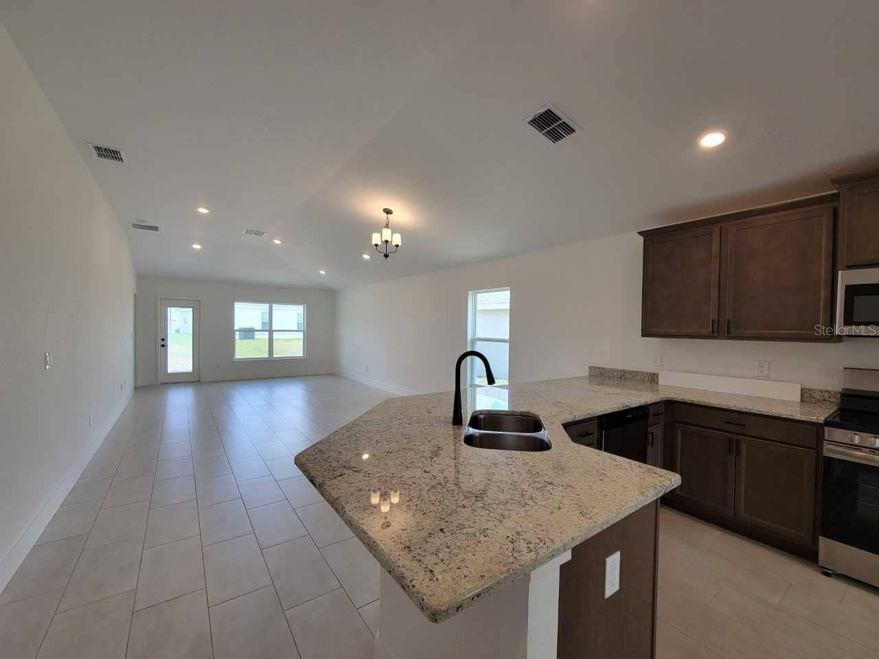 4507 SW 91ST LANE ROAD, Ocala, FL 34476 Picture of similar home for illustrative purposes only. Colors and features will vary!