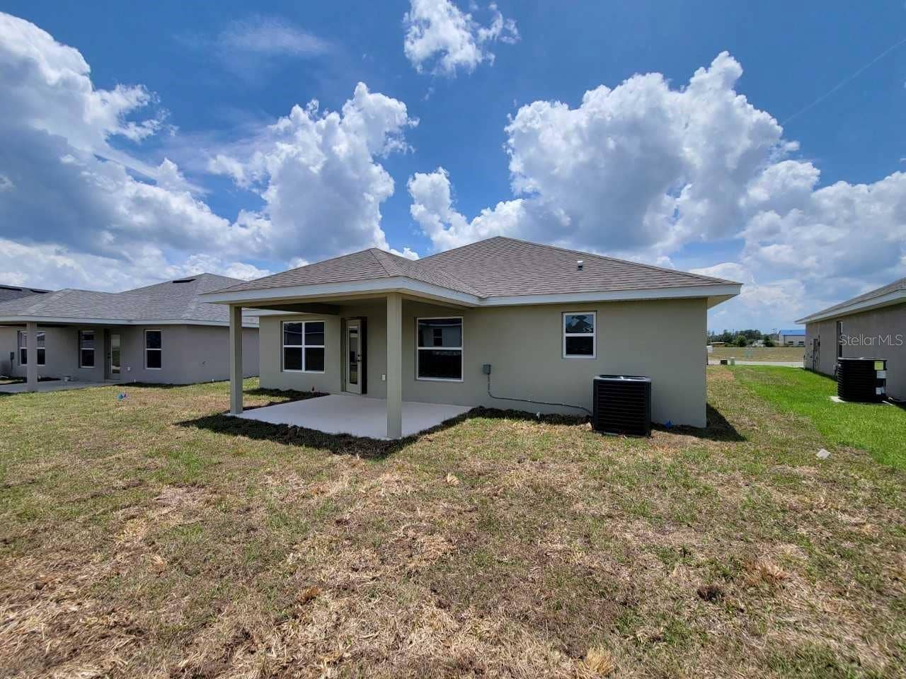4507 SW 91ST LANE ROAD, Ocala, FL 34476 Picture of similar home for illustrative purposes only. Colors and features will vary!