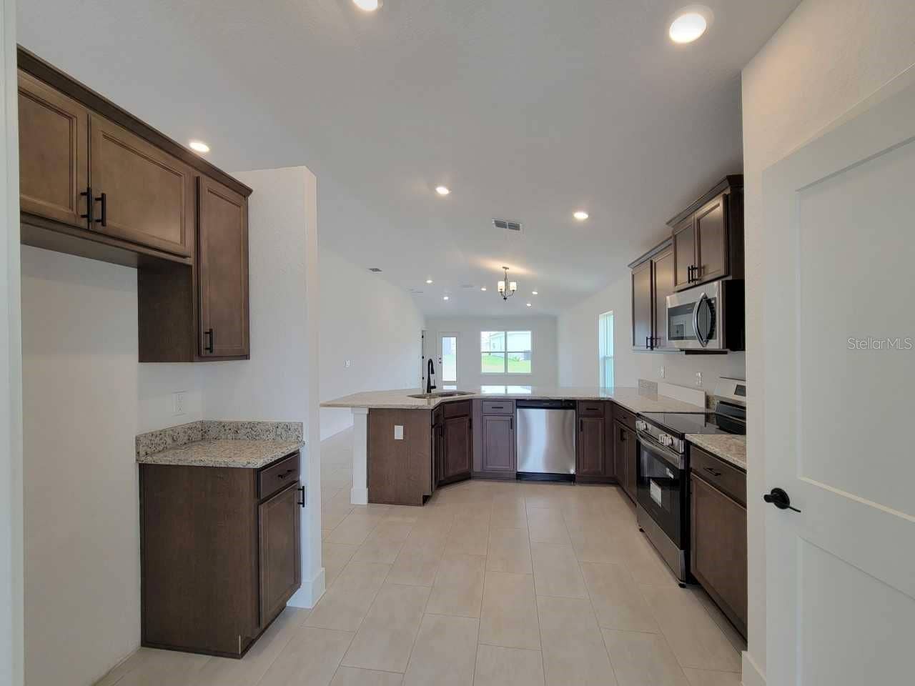 4507 SW 91ST LANE ROAD, Ocala, FL 34476 Picture of similar home for illustrative purposes only. Colors and features will vary!