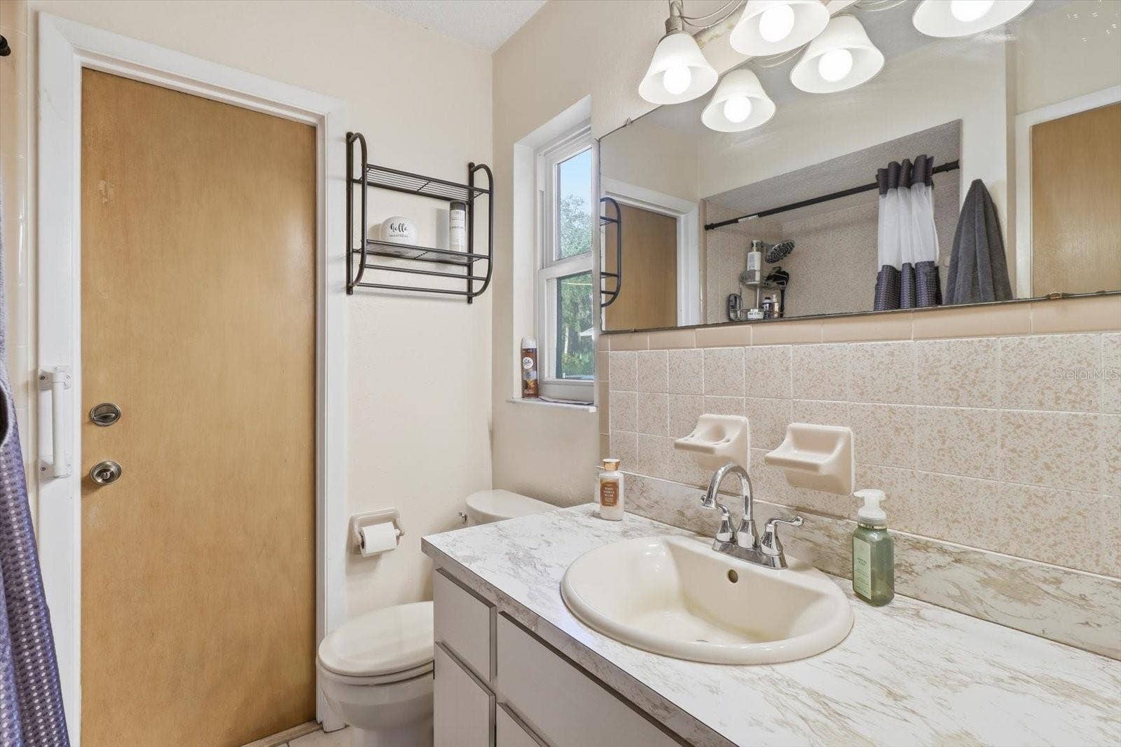 11129 W CEDAR LAKE DRIVE, Crystal River, FL 34428 Master Bathrrom