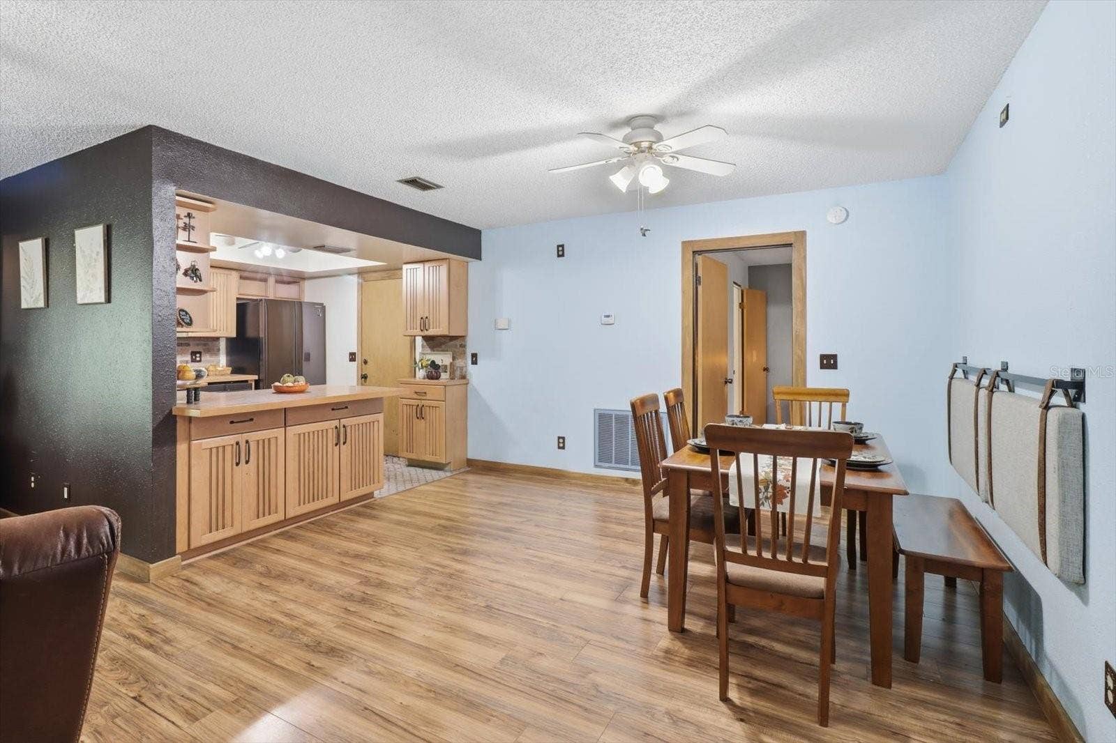 11129 W CEDAR LAKE DRIVE, Crystal River, FL 34428 Kitchen/Dining
