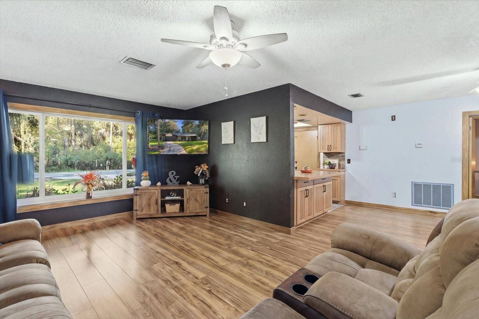 11129 W CEDAR LAKE DRIVE, Crystal River, FL 34428 Family Room