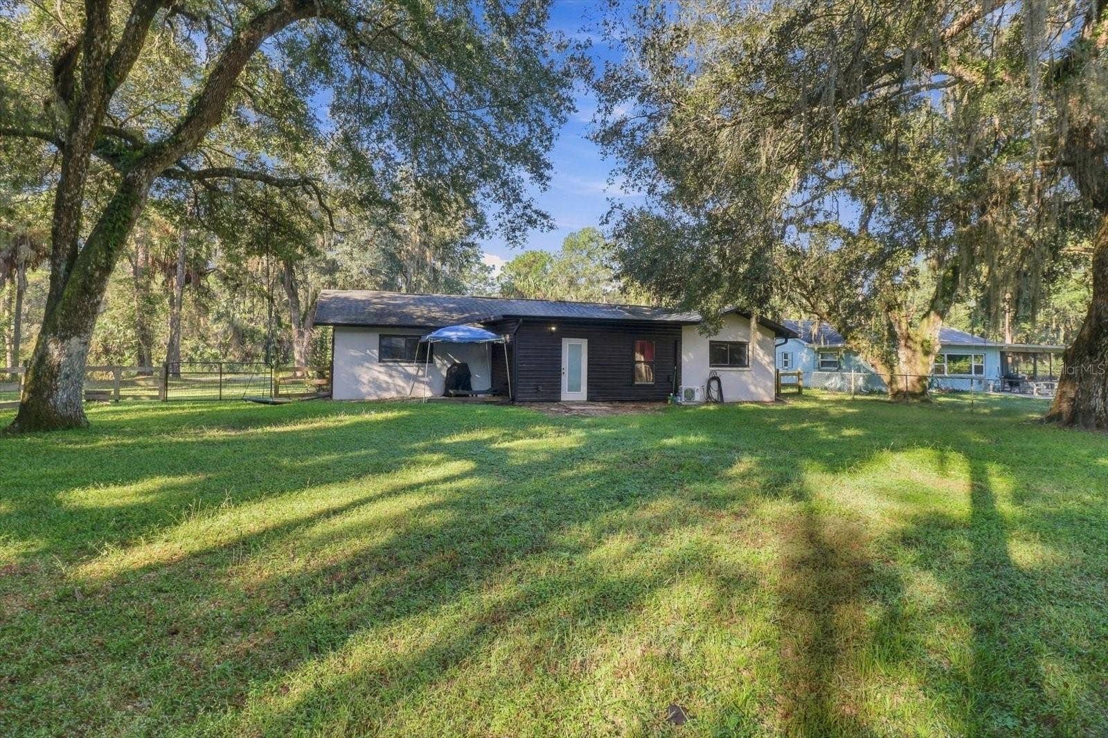11129 W CEDAR LAKE DRIVE, Crystal River, FL 34428 Fenced Backyard